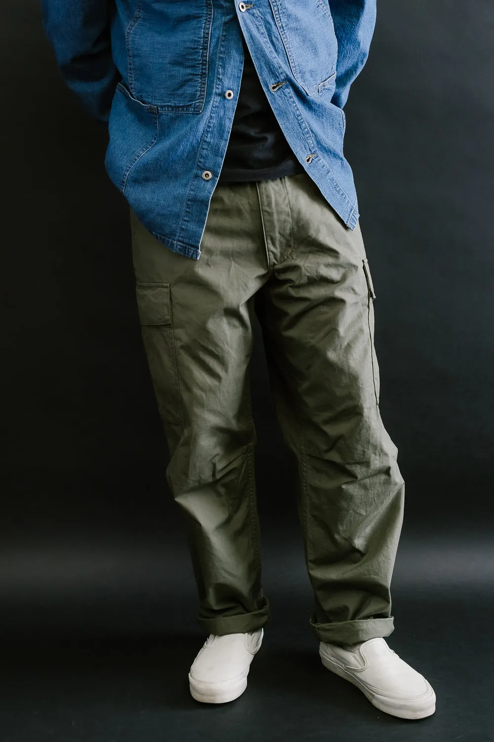 03-V5260RIP-76 - 6-Pocket Cargo Trousers - Vintage Fit - Olive