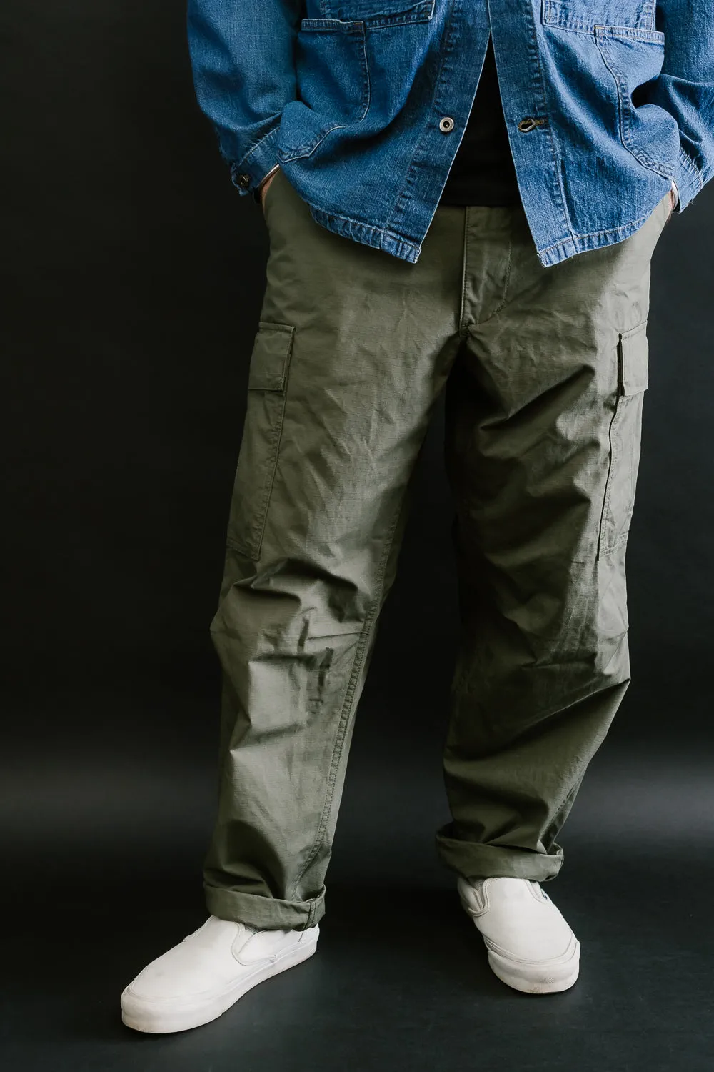 03-V5260RIP-76 - 6-Pocket Cargo Trousers - Vintage Fit - Olive