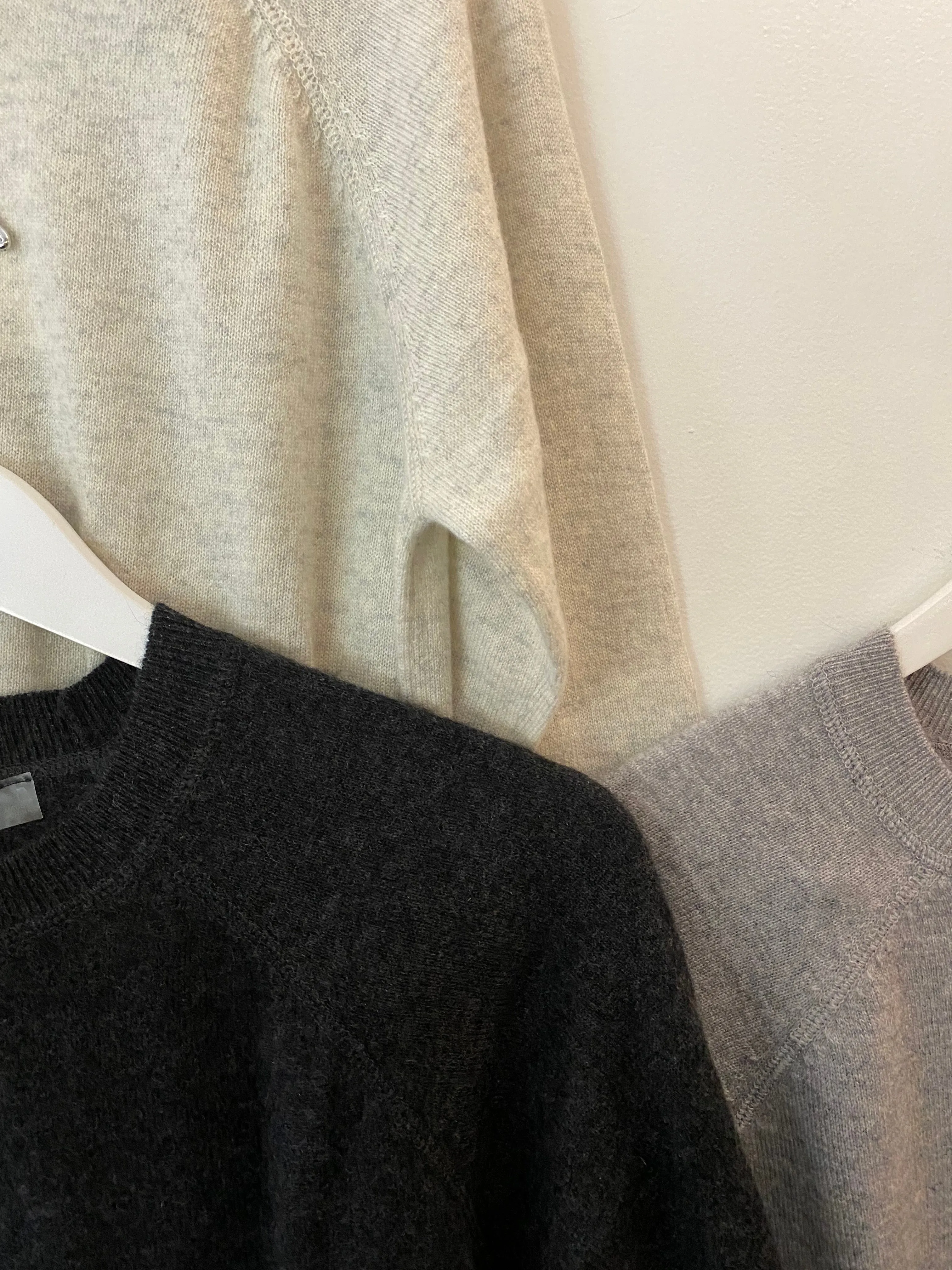 Brazeau Tricot Cashmere Sweatshirt Flower